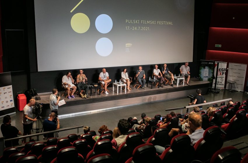  U VESELOM OZRAČJU ODRŽANA PRESS KONFERENCIJA FILMA PO TAMBURI